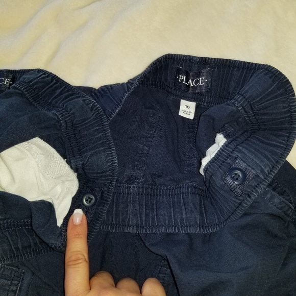 EUC 2 for! BOYS size 16 Childrens Place shorts! - Picture 2 of 4